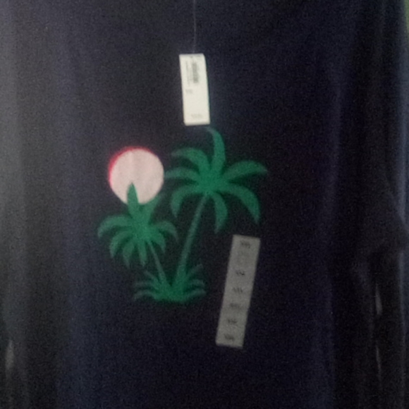 🌈Sweater BNWT fun sweater! ❤️🖤 - Picture 3 of 4